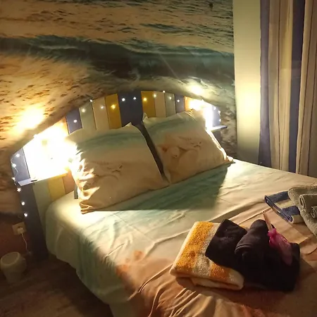 Mesanges En Bord De ! Lucciana (Corsica)